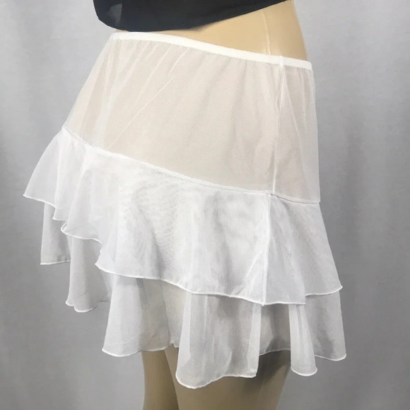 Under the Sun Size XL White Mesh Ruffle Skirt. Made in USA. New Without Tag - Picture 2 of 3